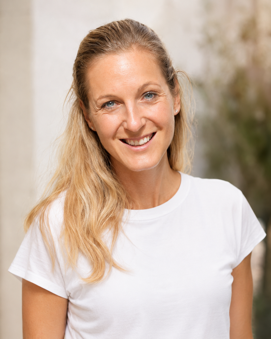 Zuzana — Move with Awareness
